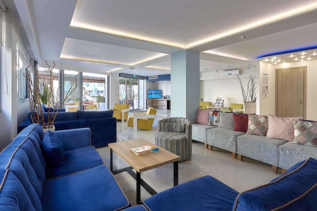 Pollis Hotel Hersonissos  Bagian luar foto