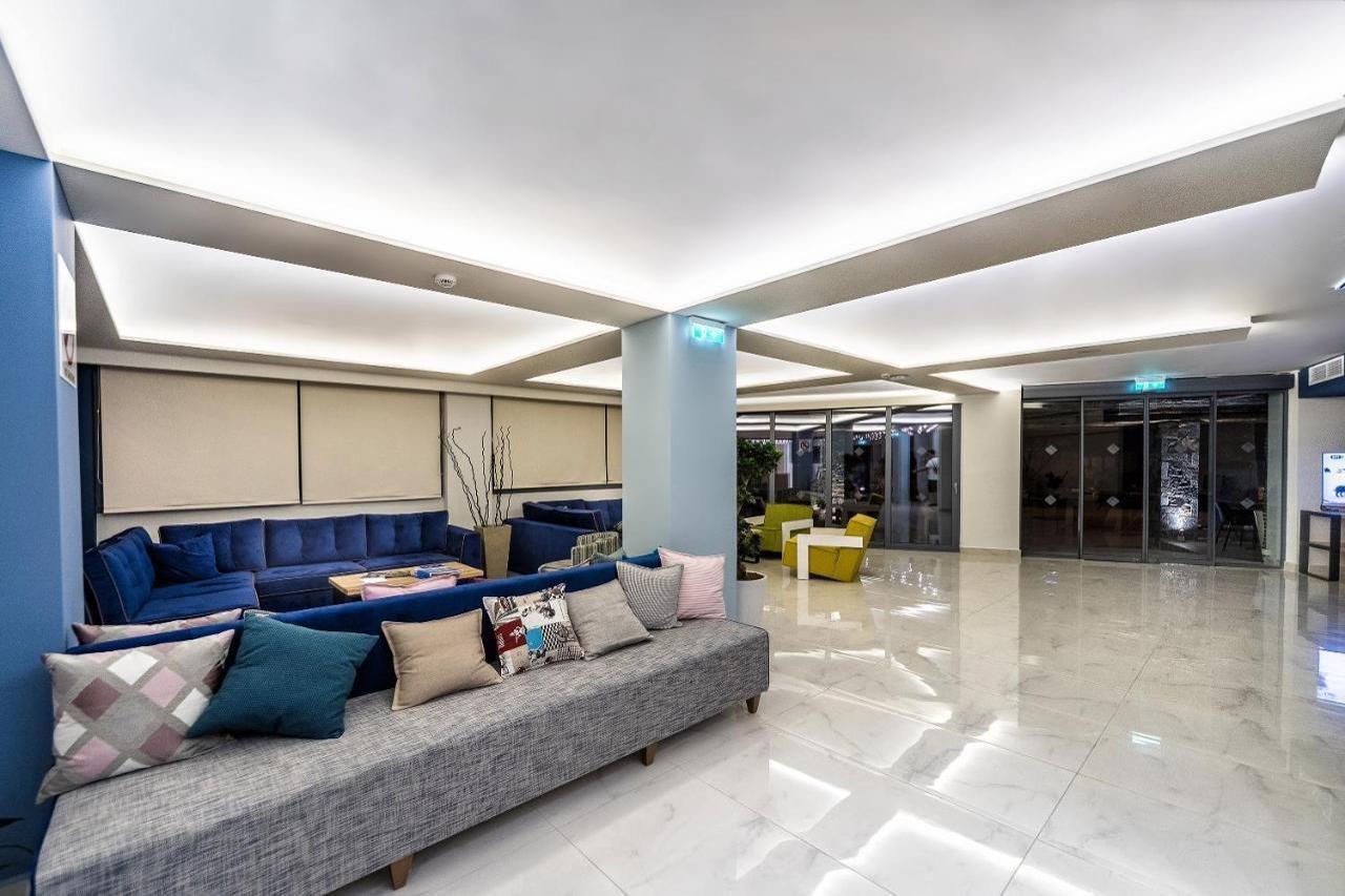 Pollis Hotel Hersonissos  Bagian luar foto