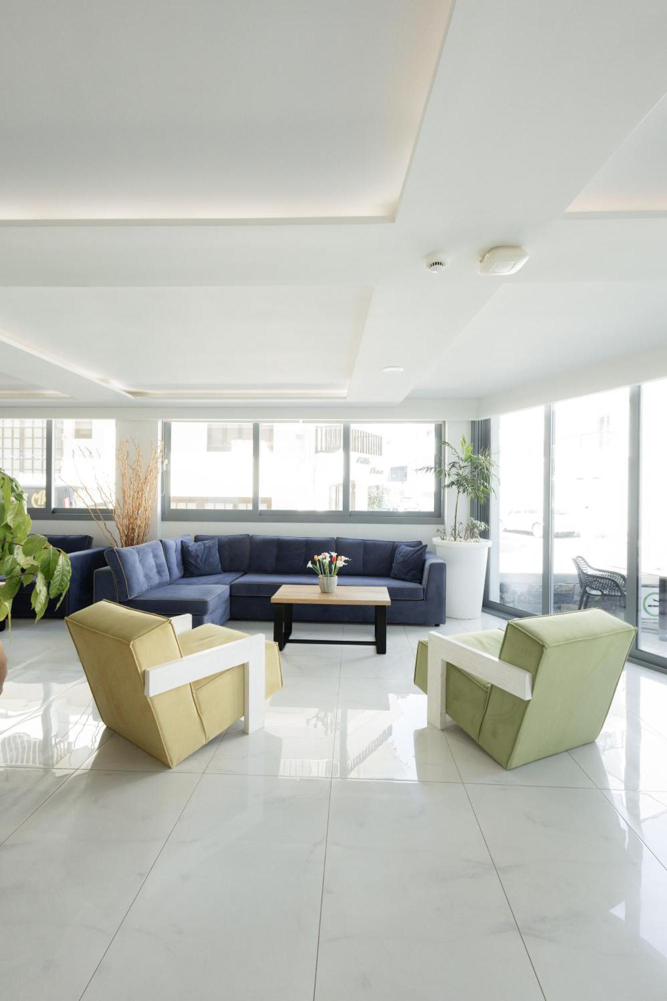 Pollis Hotel Hersonissos  Bagian luar foto