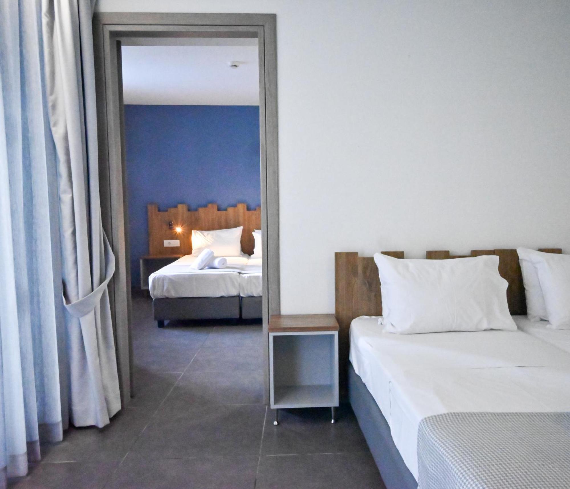 Pollis Hotel Hersonissos  Bagian luar foto