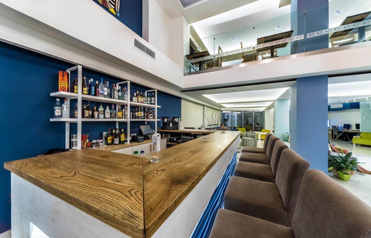 Pollis Hotel Hersonissos  Bagian luar foto